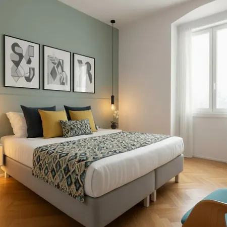 公寓 Stylish Persian Blue With Private Bath And Wifi 的里雅斯特