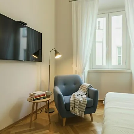 Stylish Persian Blue With Private Bath And Wifi * Triest